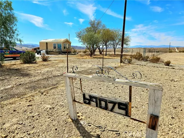 29 Palms, CA 92277,69079 Pole Line Road