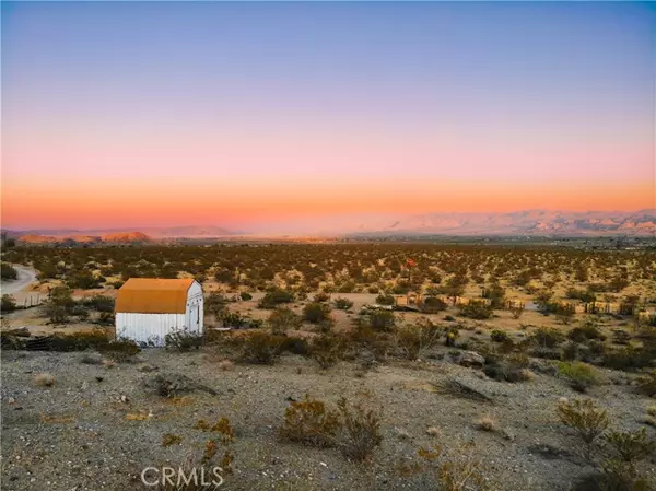 Joshua Tree, CA 92252,4195 Avenida Del Sol