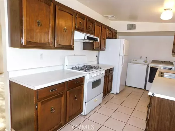 29 Palms, CA 92277,5363 Cahuilla Avenue