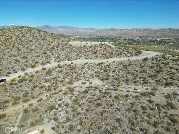 Yucca Valley, CA 92284,57910 Joshua