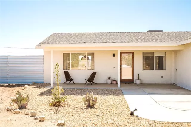 3655 Surrey Avenue, Yucca Valley, CA 92284