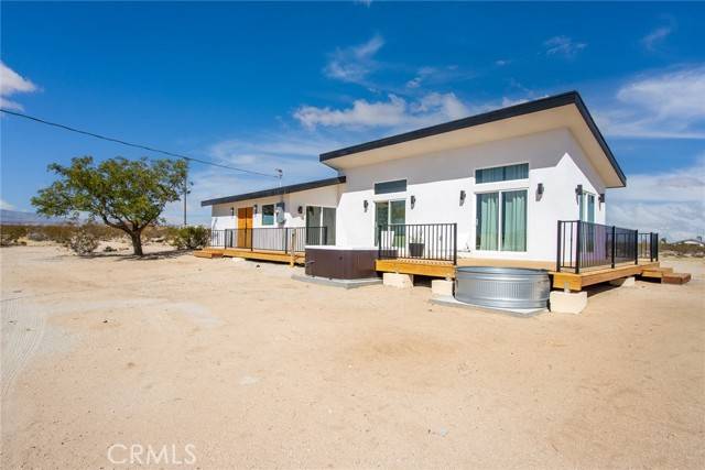Joshua Tree, CA 92252,1523 Shangrila Lane
