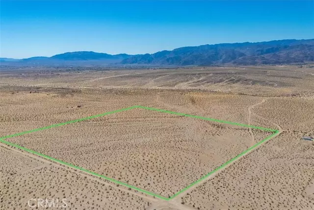 29 Palms, CA 92277,70147 Cove View