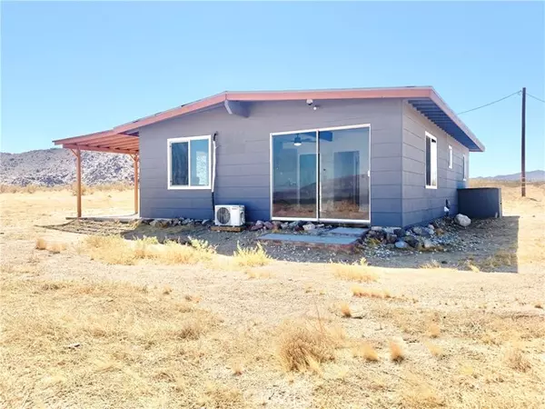 57220 Mikiska Boulevard, Landers, CA 92285