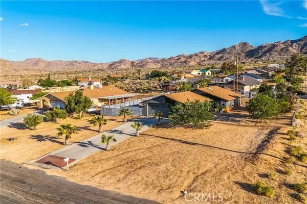 Joshua Tree, CA 92252,61715 Navajo Trail