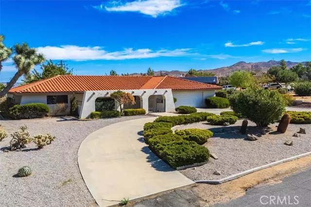 8825 San Vincente Drive, Yucca Valley, CA 92284