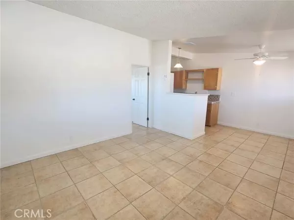 29 Palms, CA 92277,6651 National Park Drive #4