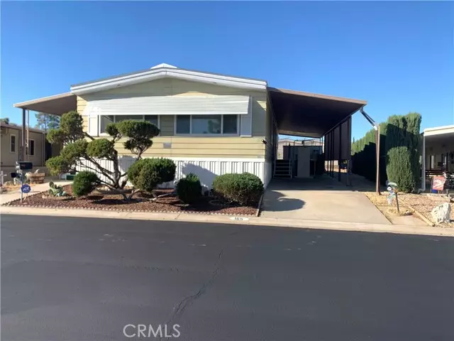 Yucca Valley, CA 92284,7501 Palm #165