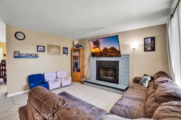 29 Palms, CA 92277,6015 Mojave Avenue