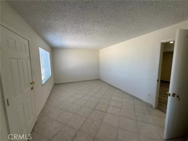 29 Palms, CA 92277,73933 Casita Drive