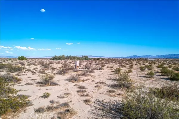 29 Palms, CA 92277,6 Pole Line