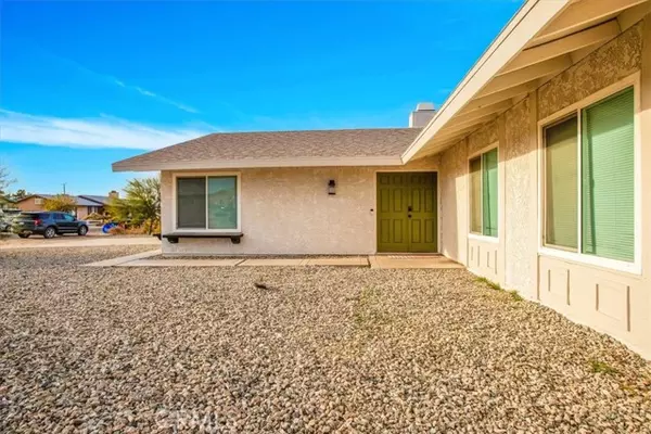 29 Palms, CA 92277,4729 Flying H Road