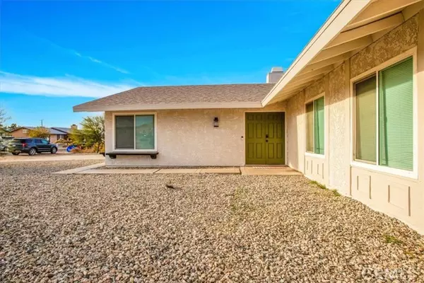 29 Palms, CA 92277,4729 Flying H Road