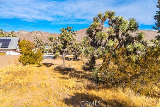 Yucca Valley, CA 92284,10 Santa Fe Trail