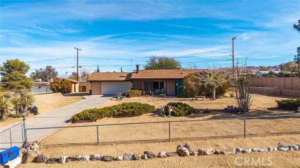 7453 Victoria Avenue, Yucca Valley, CA 92284