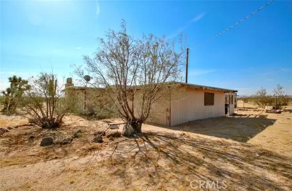 Joshua Tree, CA 92252,62105 Moon Drive