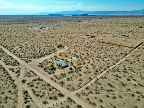 Joshua Tree, CA 92252,62107 Moon Drive