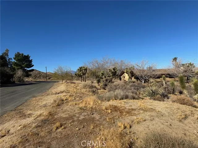 Yucca Valley, CA 92284,56434 Desert Gold