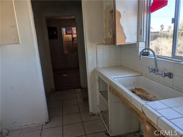 29 Palms, CA 92277,6596 La Buena Tierra Avenue