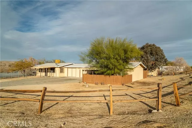 Joshua Tree, CA 92252,61452 Desert Air Road