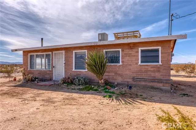 860 Lear Avenue, 29 Palms, CA 92277