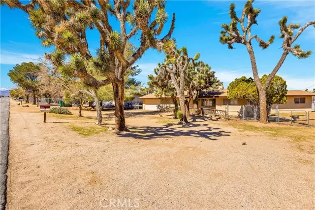 Yucca Valley, CA 92284,56830 Desert Gold Drive