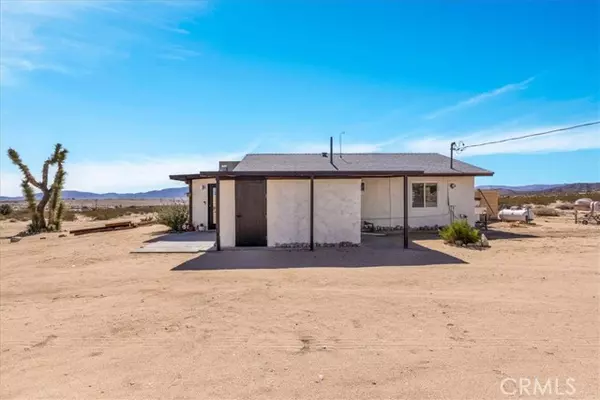 29 Palms, CA 92277,68365 Emerald Road