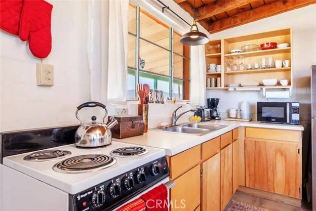 29 Palms, CA 92277,4260 Gayley Lane