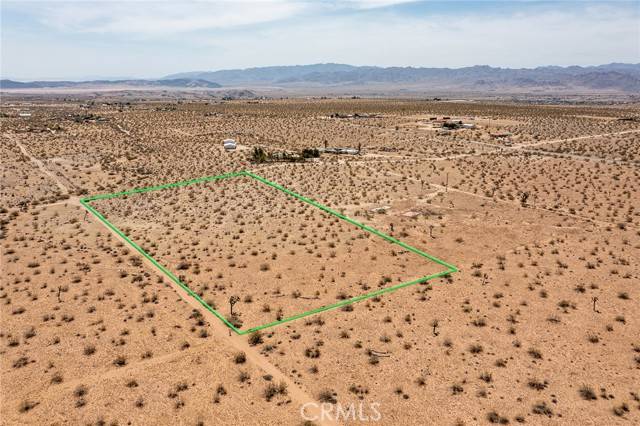 Joshua Tree, CA 92252,4444 Cielito