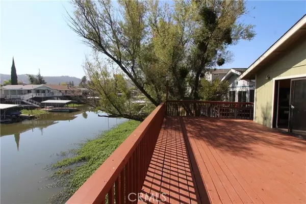 Clearlake Oaks, CA 95423,662 Spinnaker Court