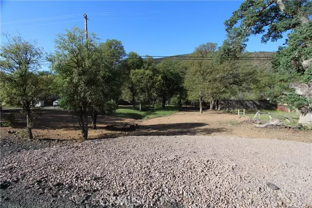 1813 New Long Valley, Clearlake Oaks, CA 95423