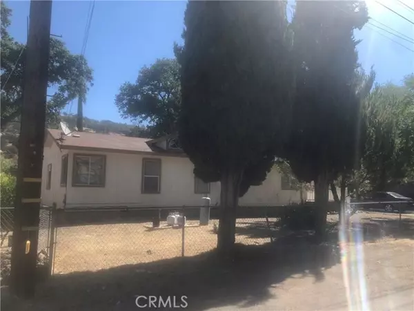 Clearlake Oaks, CA 95423,13182 Third Street