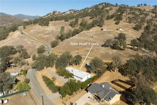 3068 Wolf Creek Road, Clearlake Oaks, CA 95423