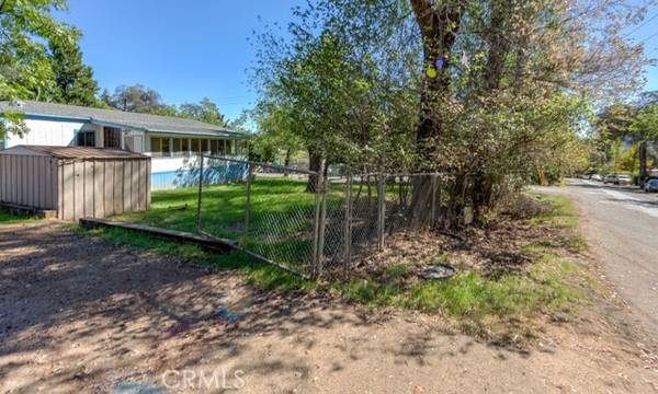 Clearlake Oaks, CA 95423,9915 Harvey Boulevard