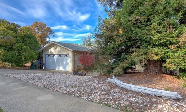 872 15th Street, Lakeport, CA 95453