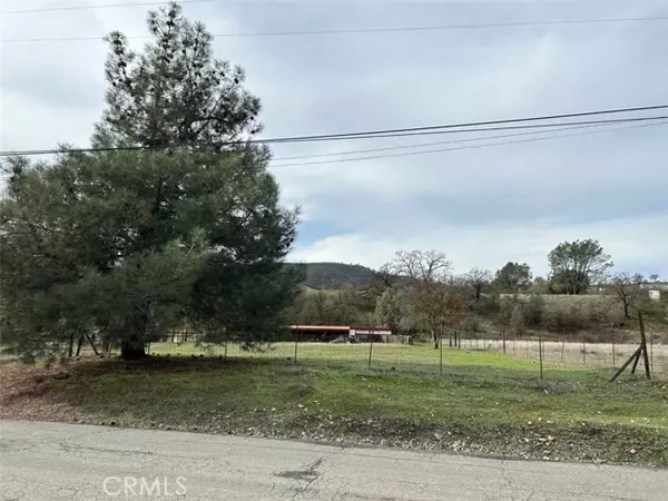 Clearlake Oaks, CA 95423,2435 Spring Valley