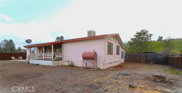 2255 Spring Valley Rd, Clearlake Oaks, CA 95423