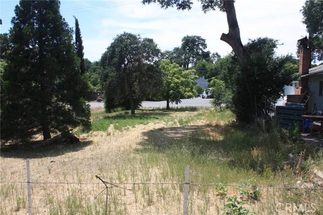 Clearlake, CA 95422,5582 Cottage