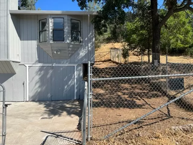 Clearlake Oaks, CA 95423,12568 Foot Hill Boulevard