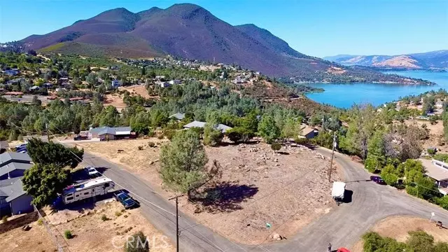 Kelseyville, CA 95451,5010 Larkspur