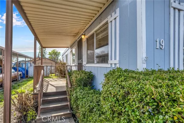 5330 Lakeshore #19, Lakeport, CA 95453