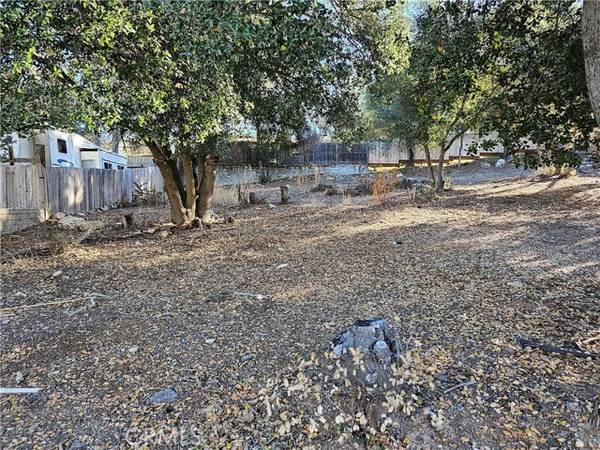 3296 12th, Clearlake, CA 95422