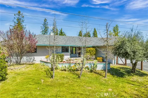 1882 Todd Road, Lakeport, CA 95453