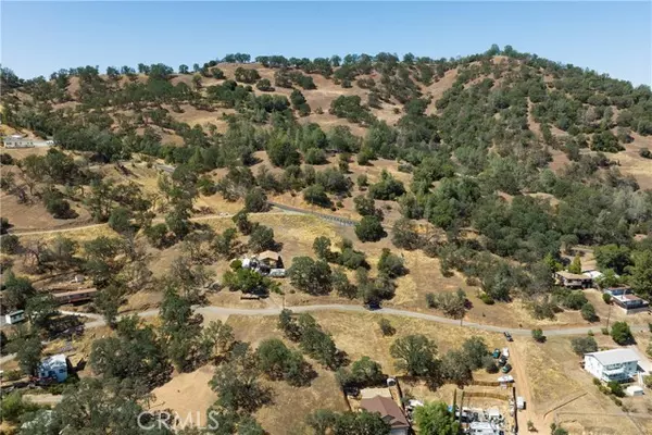 Clearlake Oaks, CA 95423,12739 Lakeview