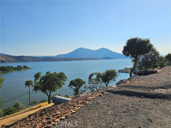 12322 Lakeview Drive, Clearlake Oaks, CA 95423