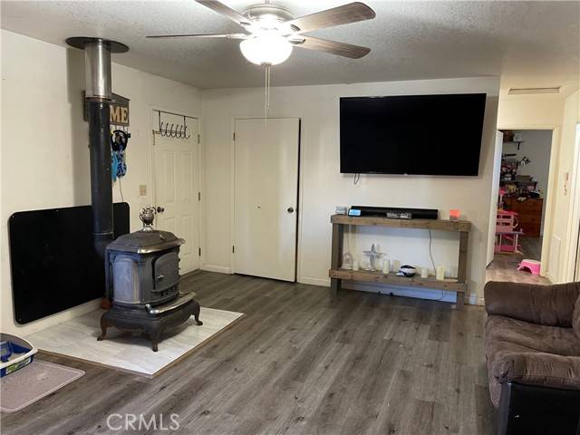 10305 Del Monte Way, Kelseyville, CA 95451