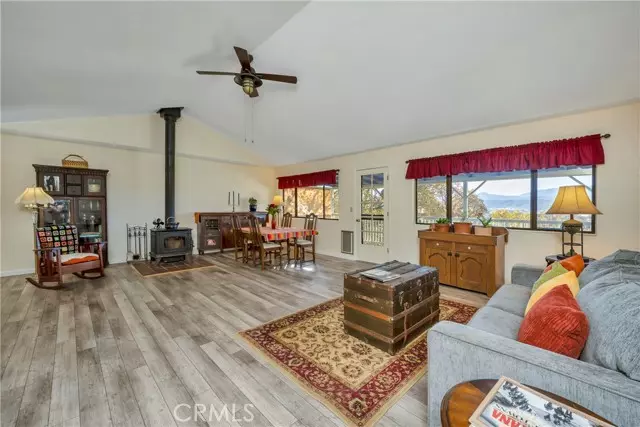 19191 Moon Ridge Road, Hidden Valley Lake, CA 95467