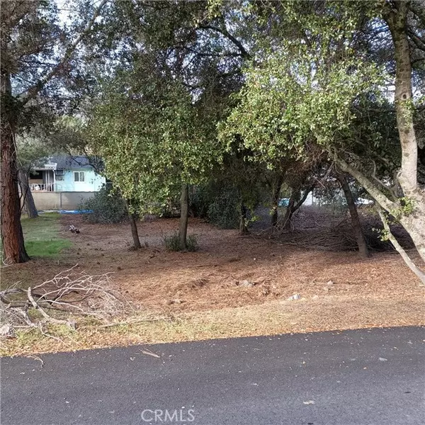 3021 9th, Clearlake, CA 95422