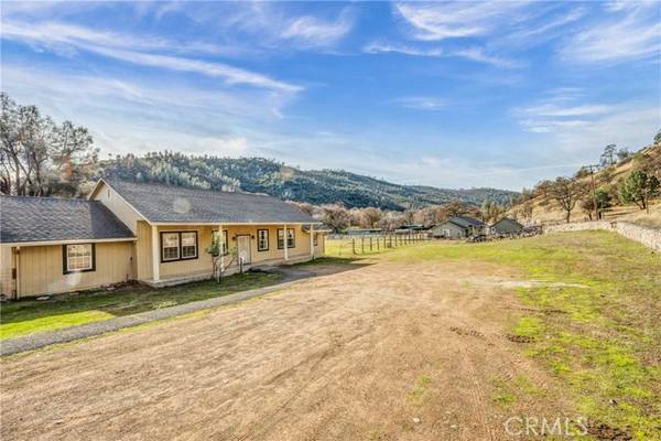 1983 New Long Valley Road, Clearlake Oaks, CA 95423