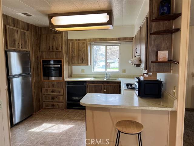 Clearlake, CA 95422,3368 Harrison Street